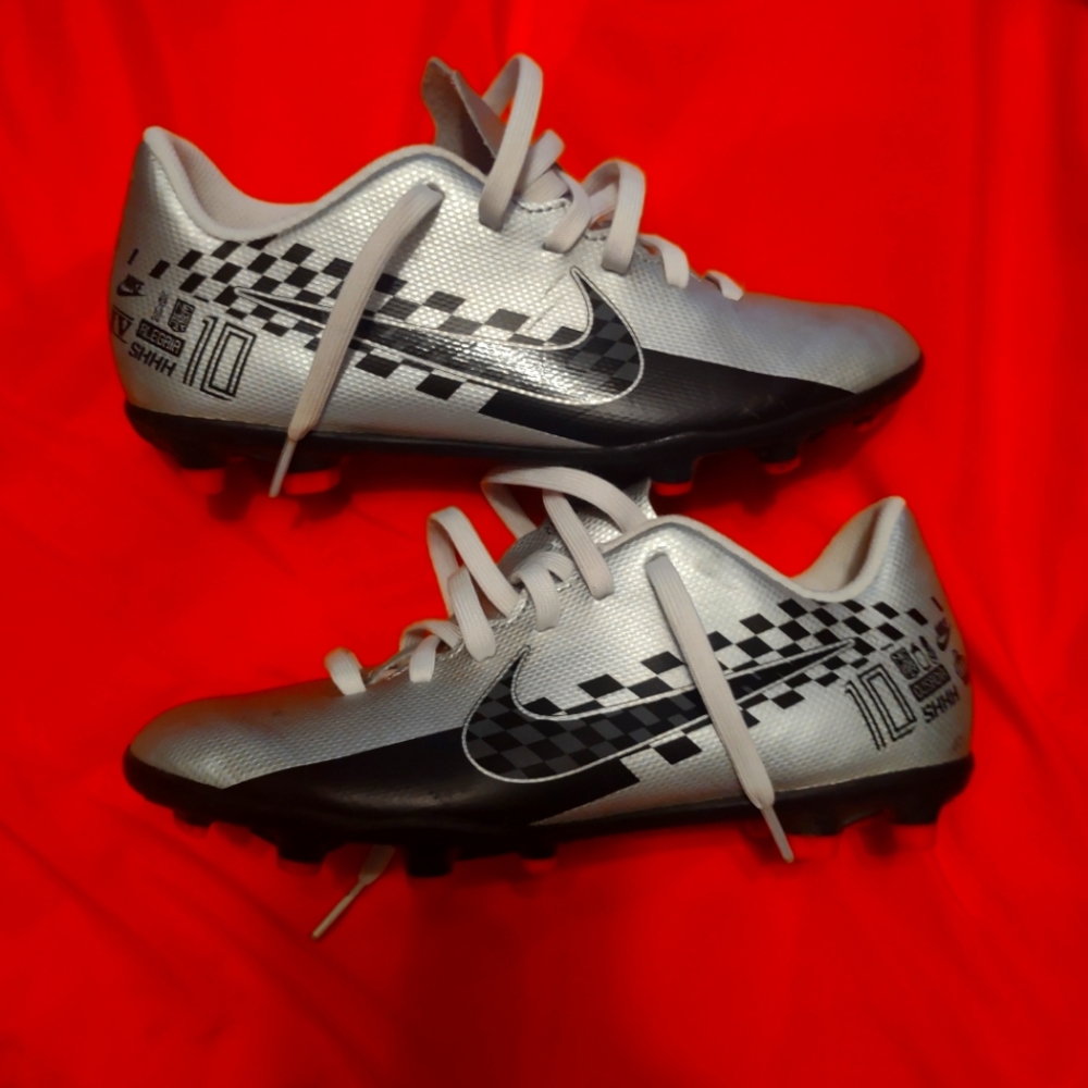 Nike Neymar Jr